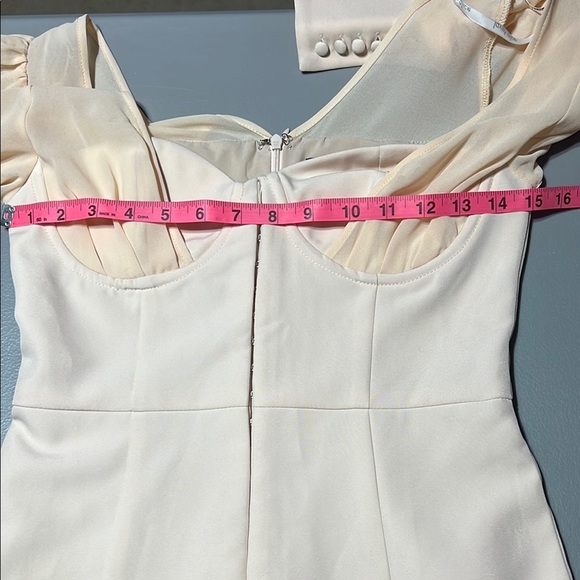 Lavish Allice Peach Cream Chiffon Bodycon Puff Sheer Sleeve Mini Dress Size 4 - Picture 11 of 15